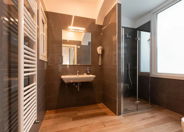 De' Clementi Otel 2*