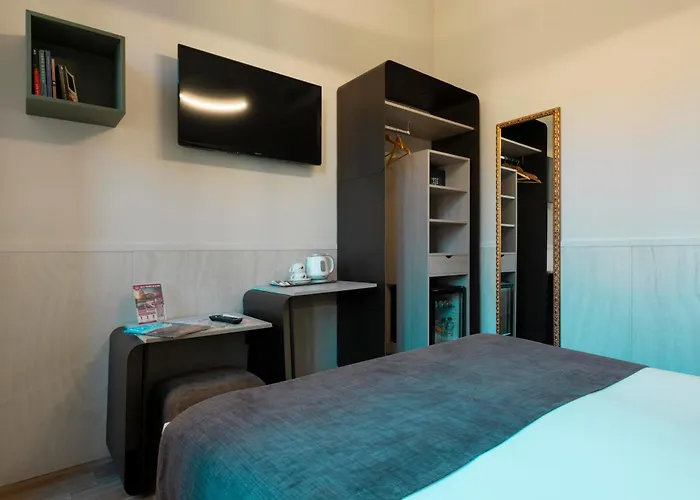 Otel De' Clementi 2*